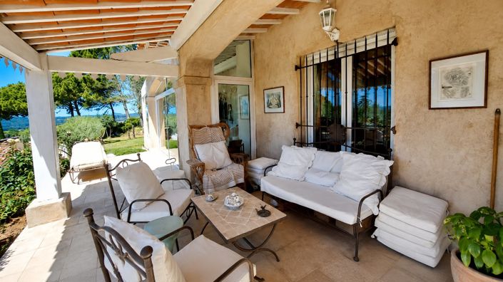 Image No.18-5 Bed House for sale