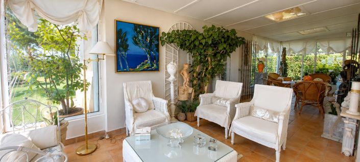 Image No.25-5 Bed House for sale