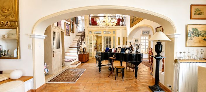 Image No.30-5 Bed House for sale