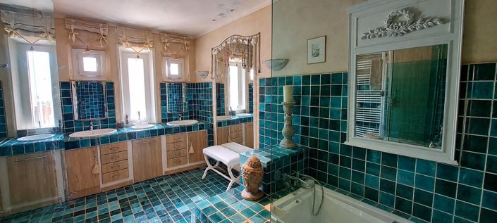 Image No.39-5 Bed House for sale
