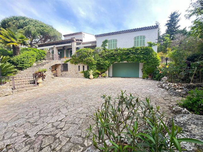 Image No.3-5 Bed House for sale