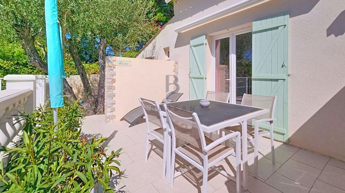 Image No.3-12 Bed House for sale