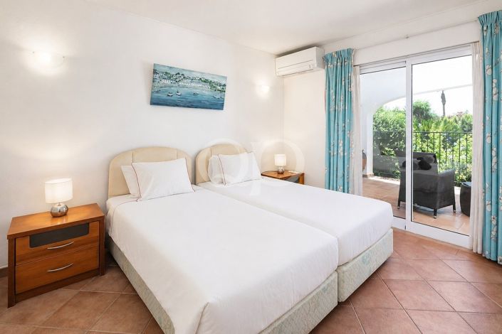 Image No.16-5 Bed House for sale