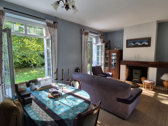 Image No.6-3 Bed House for sale