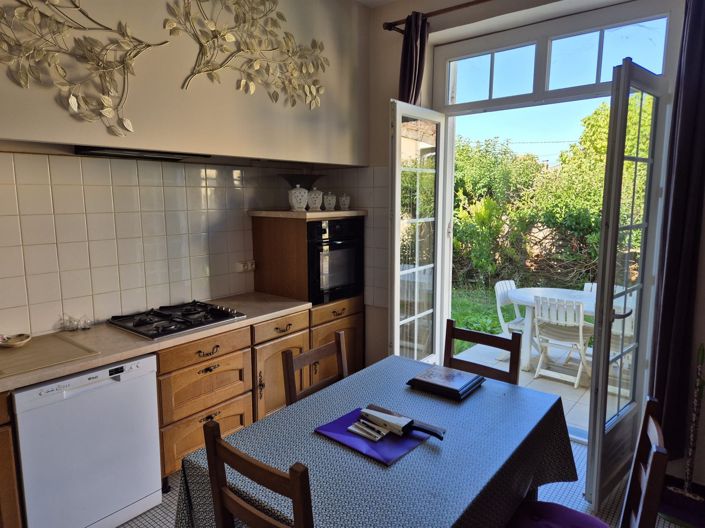 Image No.7-3 Bed House for sale