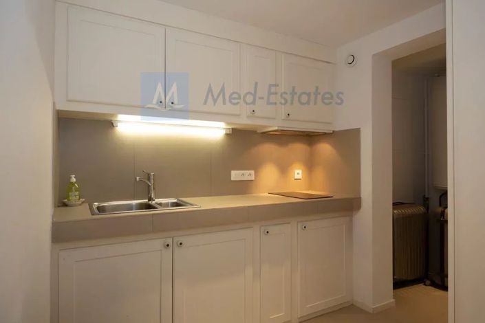Image No.20-4 Bed House for sale