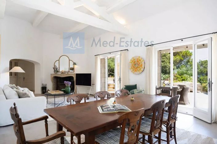Image No.3-4 Bed House for sale