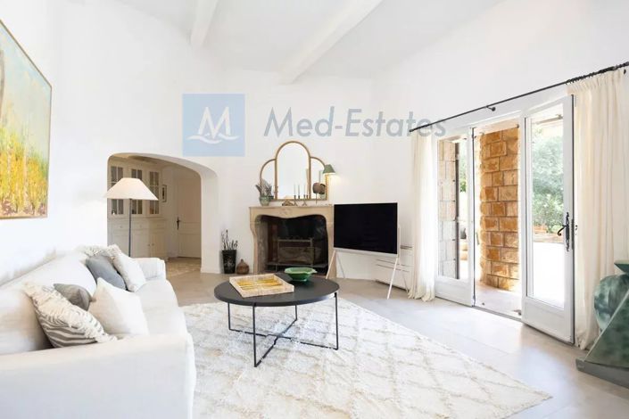 Image No.6-4 Bed House for sale