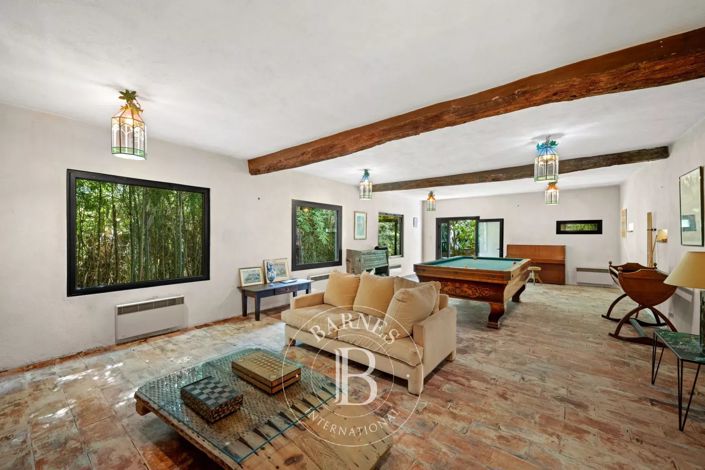 Image No.40-House for sale