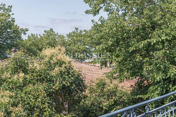 Image No.16-8 Bed House for sale