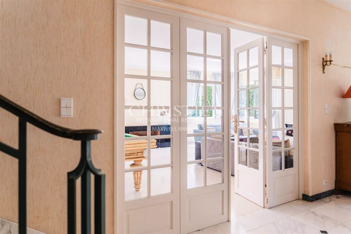 Image No.27-8 Bed House for sale