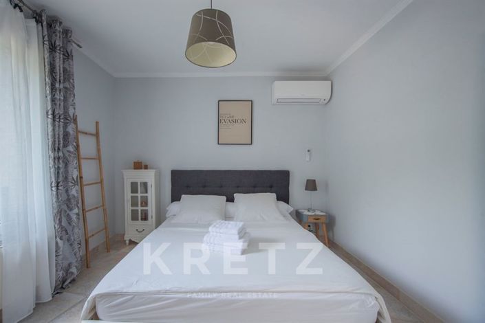 Image No.20-3 Bed House for sale