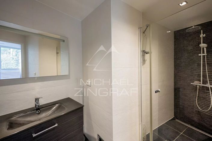 Image No.10-1 Bed Apartment for sale