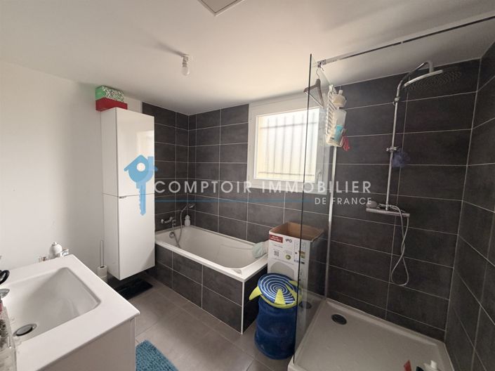 Image No.18-3 Bed House for sale
