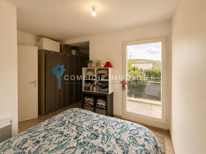Image No.8-3 Bed House for sale
