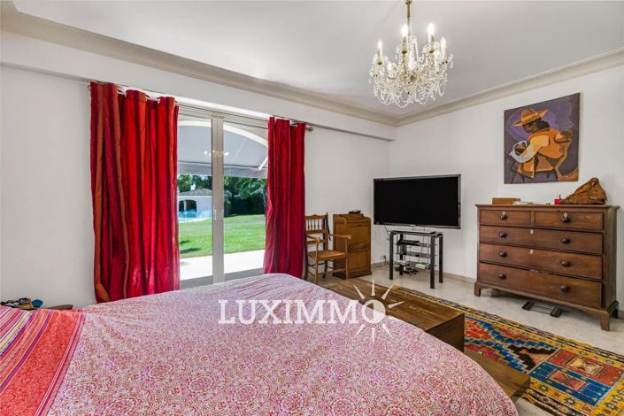 Image No.14-6 Bed House for sale