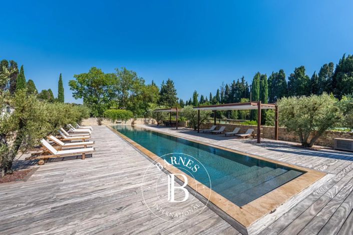 Image No.3-6 Bed House for sale