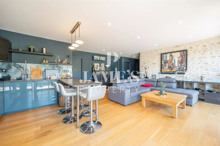Image No.18-10 Bed House for sale