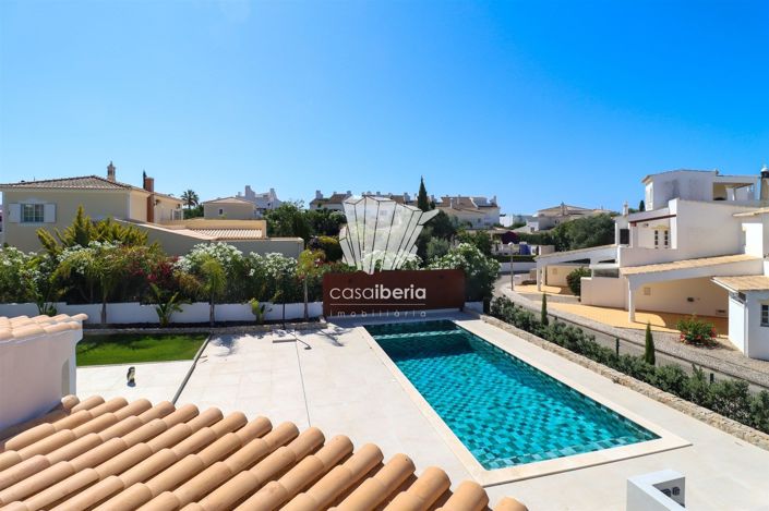 Image No.43-4 Bed House for sale