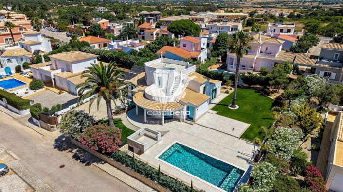 Image No.48-4 Bed House for sale