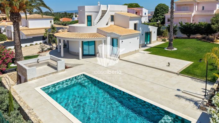 Image No.55-4 Bed House for sale