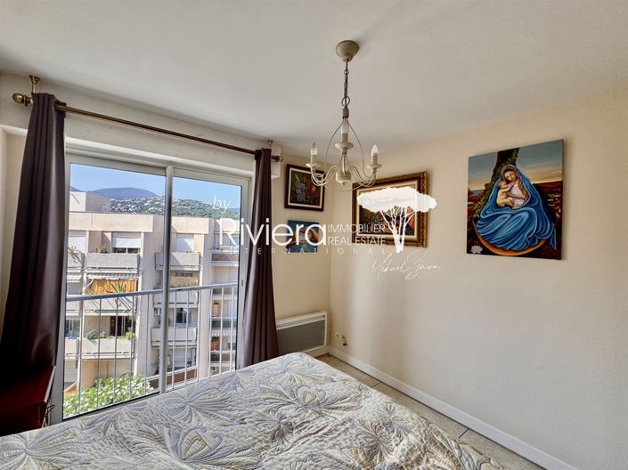 Image No.18-3 Bed Apartment for sale