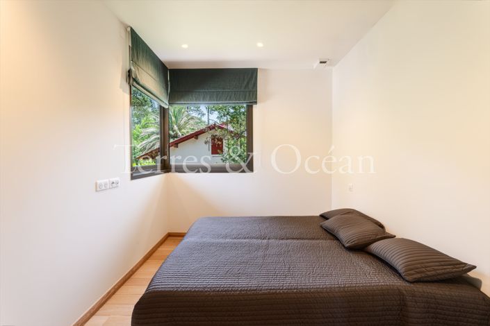 Image No.17-4 Bed House for sale