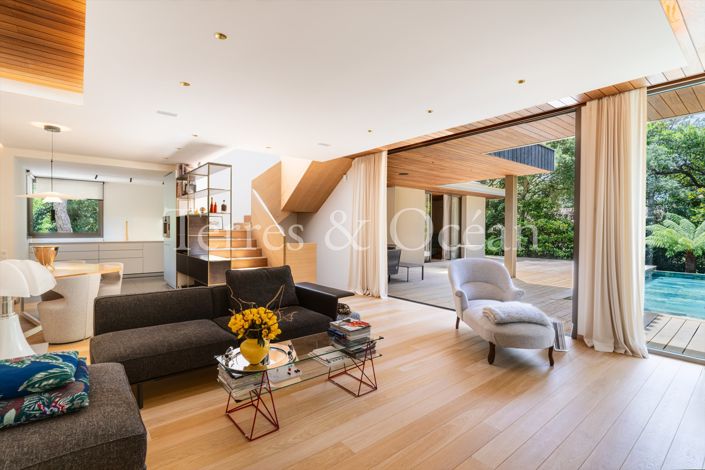 Image No.4-4 Bed House for sale