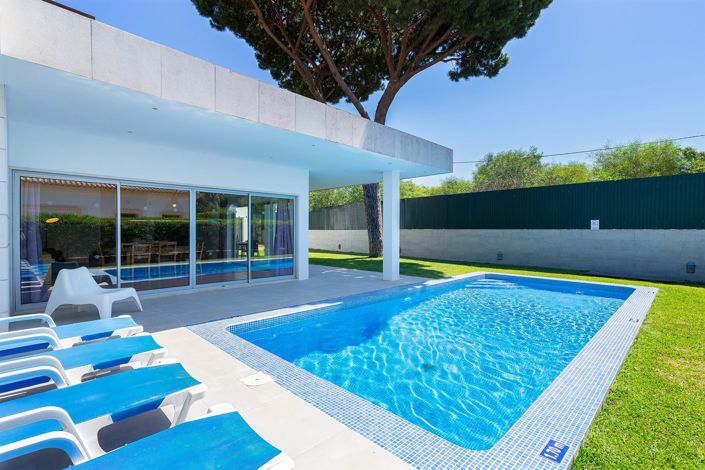 Image No.2-3 Bed House for sale