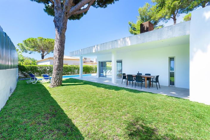 Image No.26-3 Bed House for sale