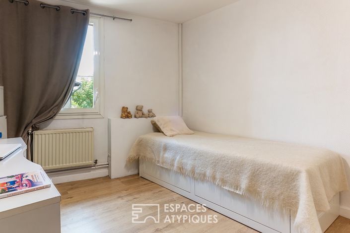 Image No.9-5 Bed House for sale