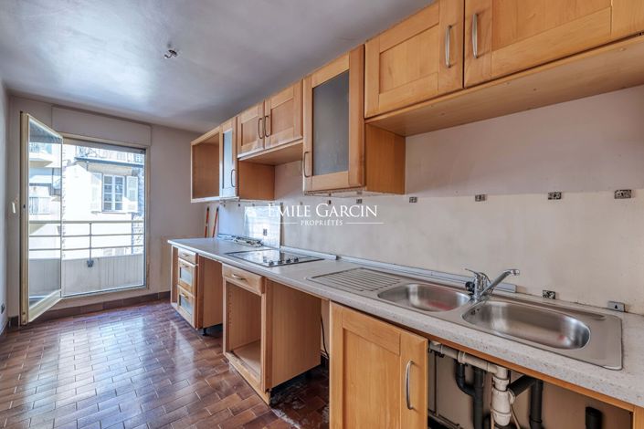 Image No.8-3 Bed Apartment for sale
