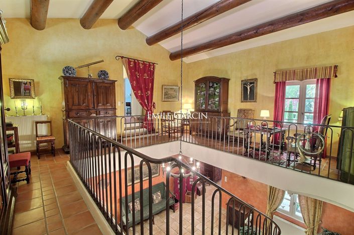 Image No.10-10 Bed House for sale