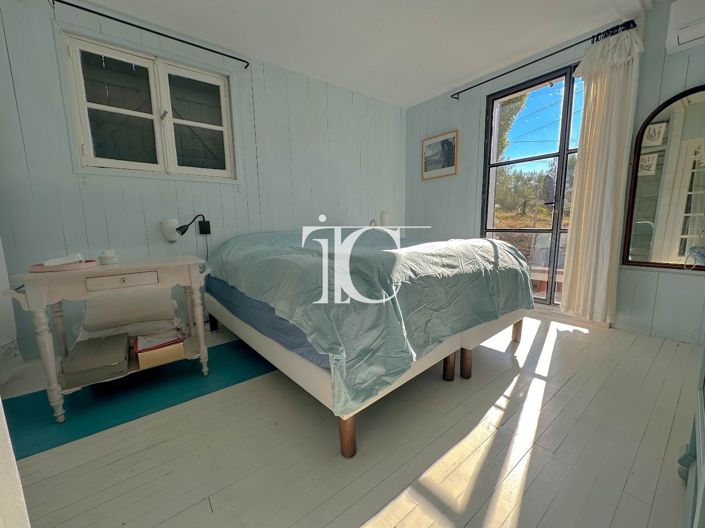 Image No.10-2 Bed House for sale