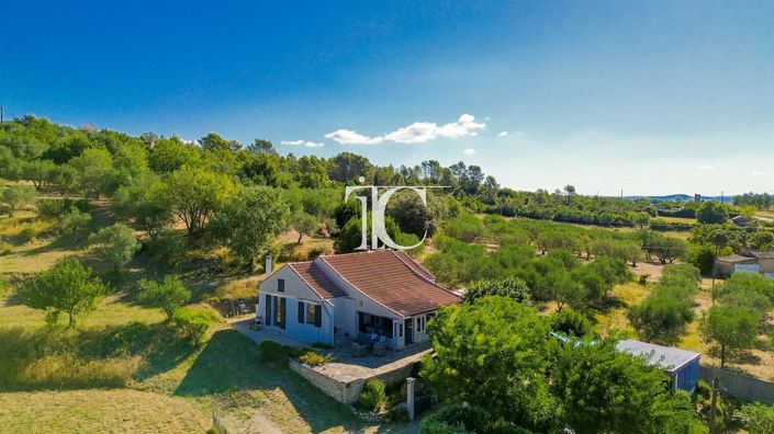 Image No.4-2 Bed House for sale