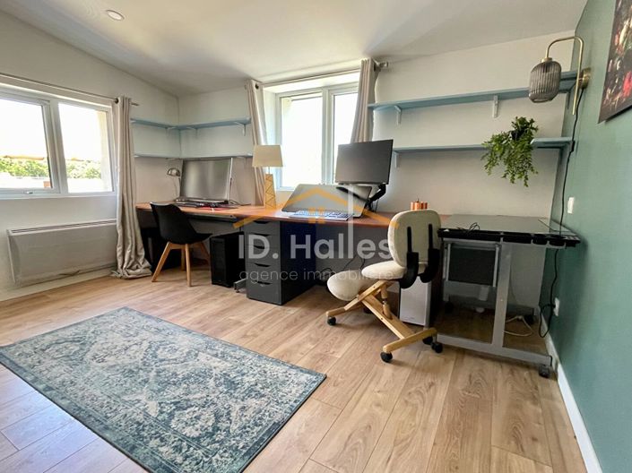 Image No.11-2 Bed House for sale