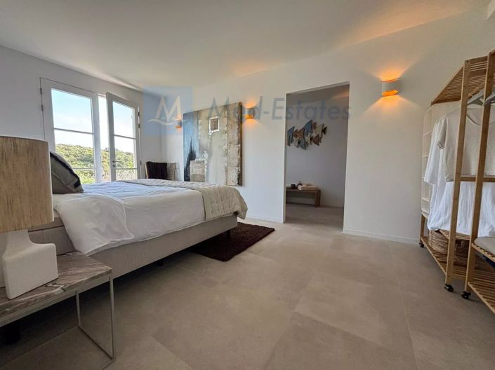 Image No.13-5 Bed House for sale