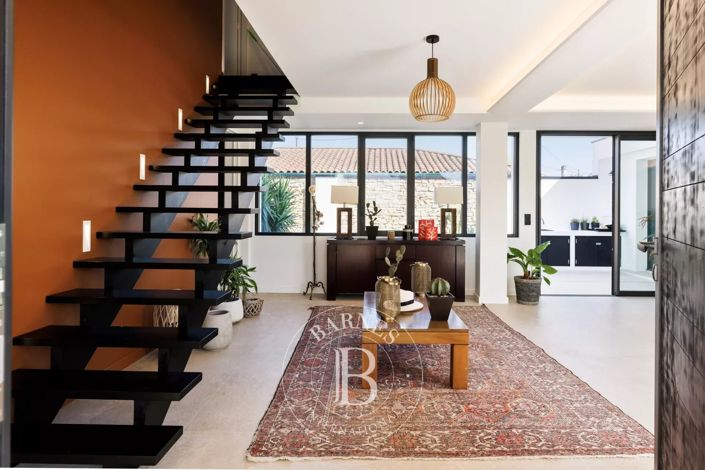 Image No.5-3 Bed House for sale