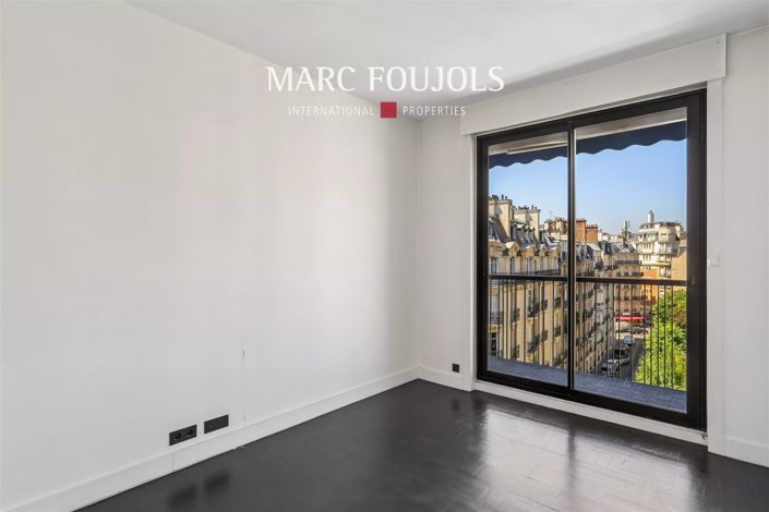 Image No.7-3 Bed Apartment for sale