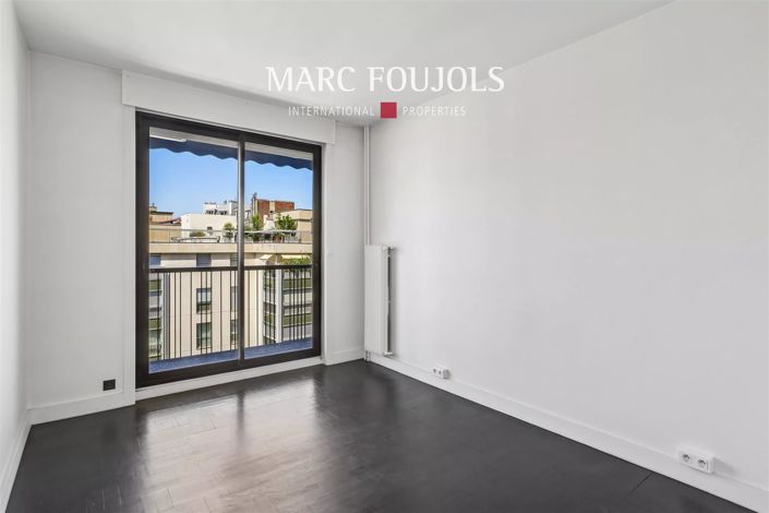 Image No.8-3 Bed Apartment for sale