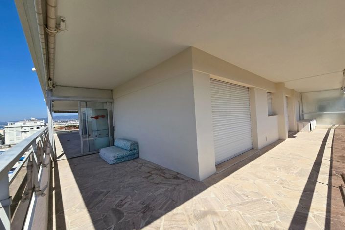 Image No.18-2 Bed Apartment for sale