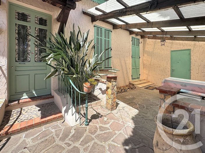 Image No.11-2 Bed House for sale