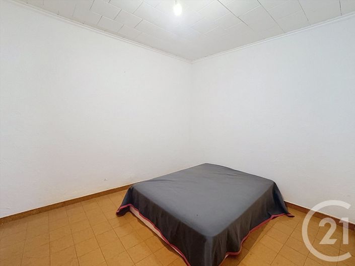 Image No.15-2 Bed House for sale