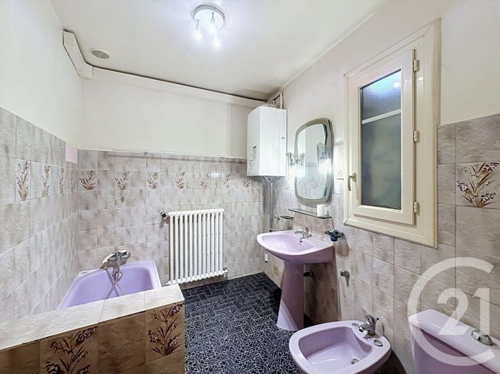 Image No.16-2 Bed House for sale