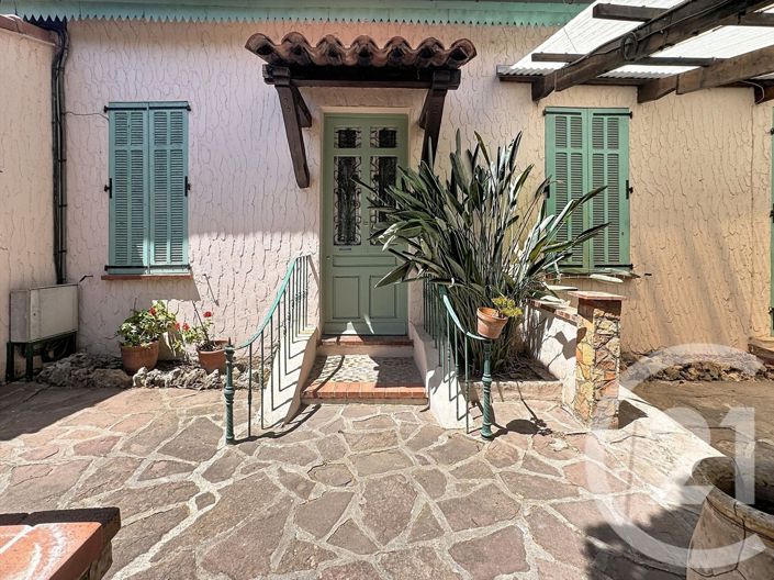 Image No.6-2 Bed House for sale