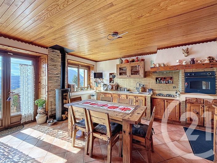 Image No.11-5 Bed House for sale