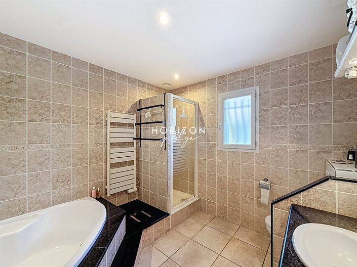 Image No.29-Propriété de 5 chambres à vendre à Villars-les-Dombes