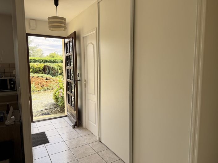 Image No.17-3 Bed House for sale
