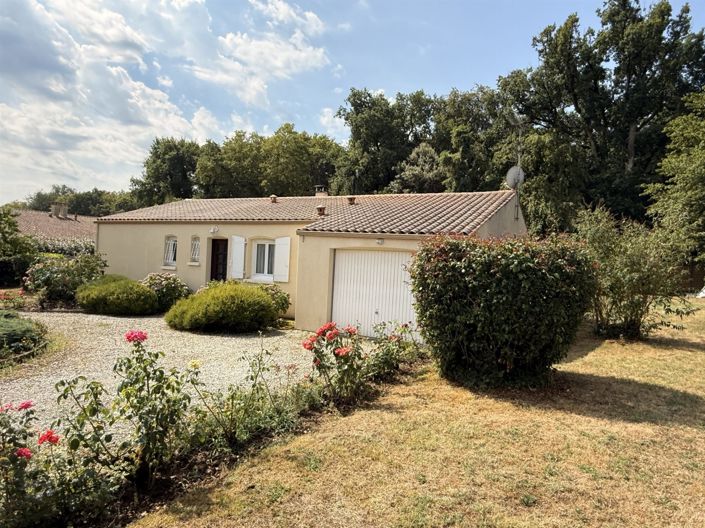 Image No.19-3 Bed House for sale