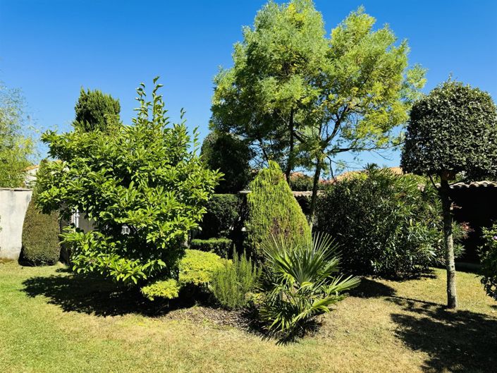 Image No.2-3 Bed House for sale